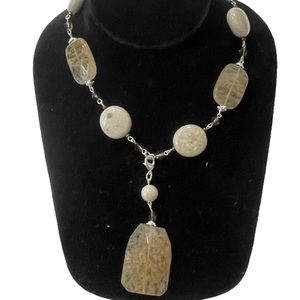 New‎ Premier Designs Stone Beaded Necklace